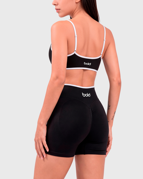 (Black)