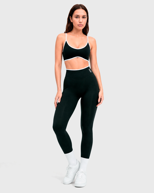 (Black)