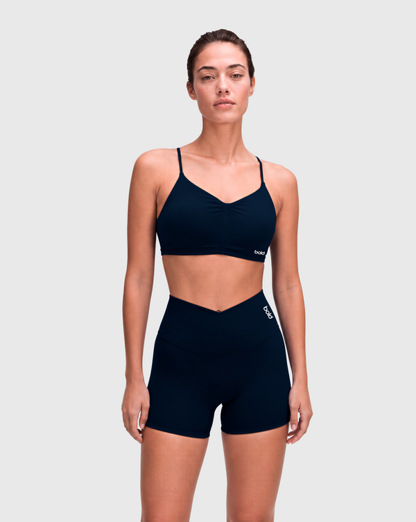 (Black)