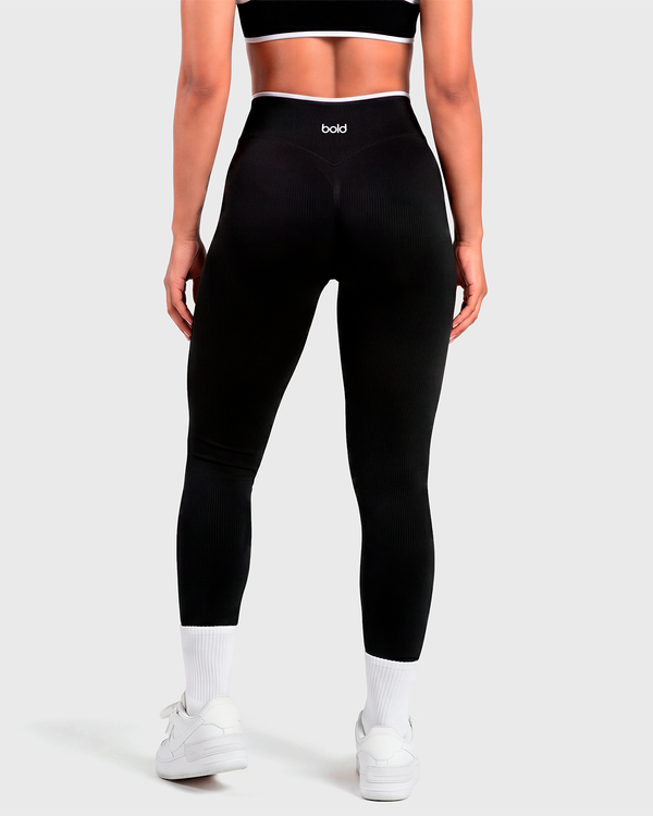 (Black)