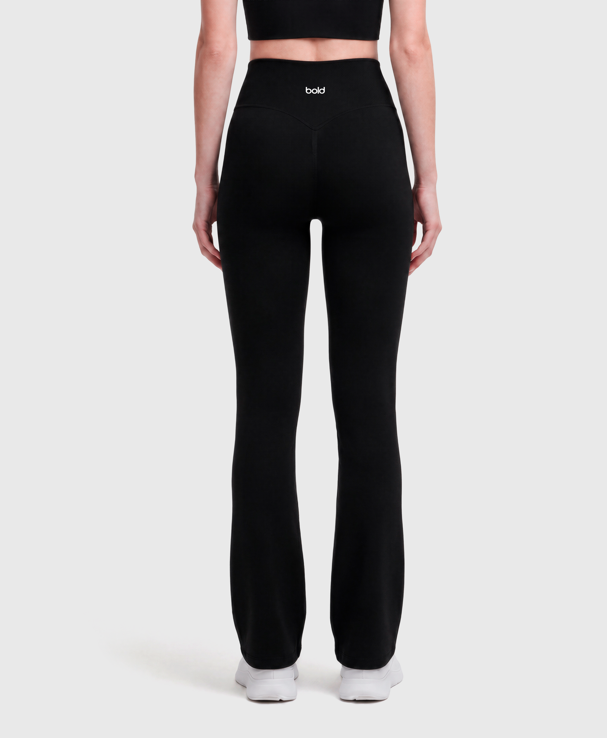 (Black)