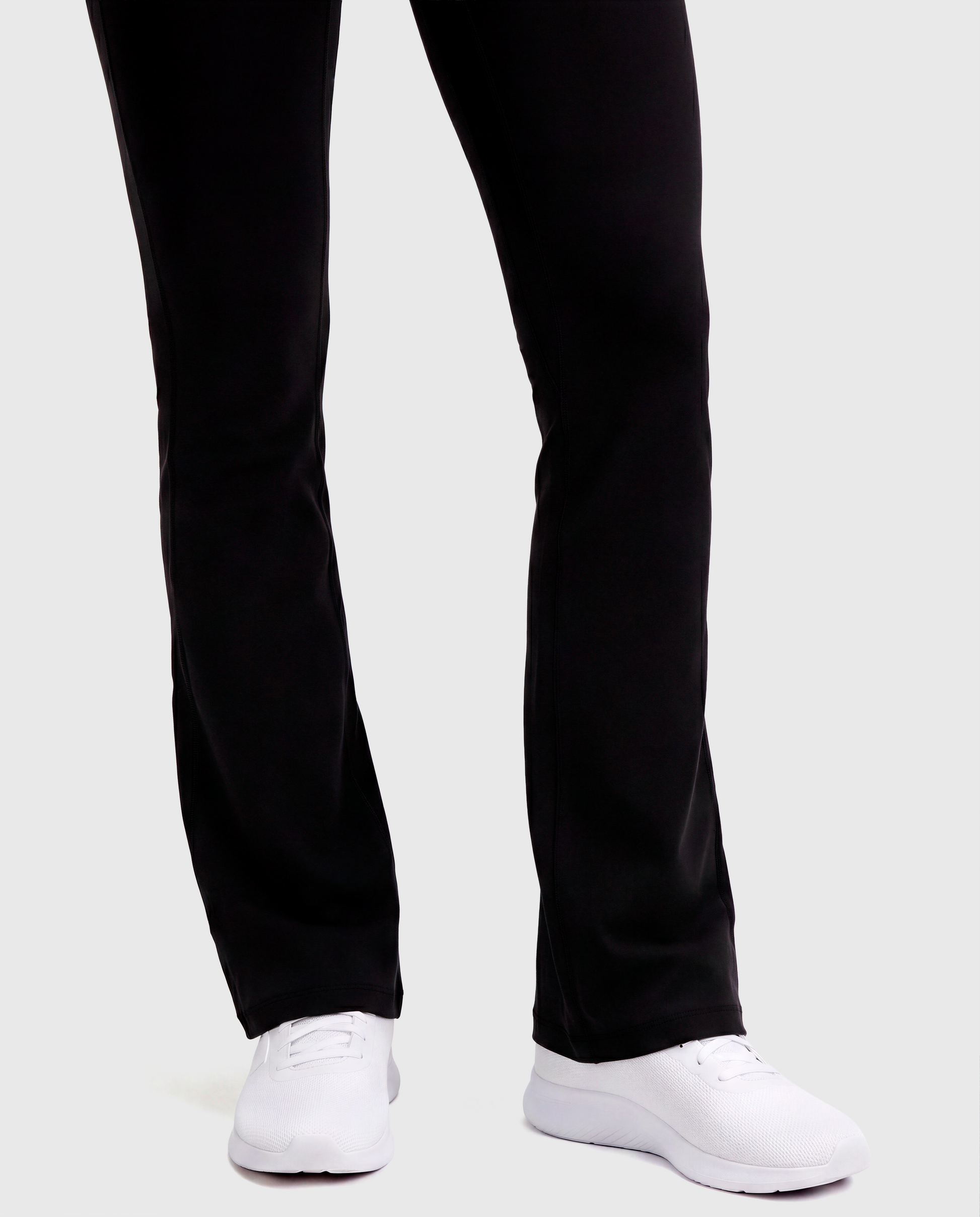 (Black)
