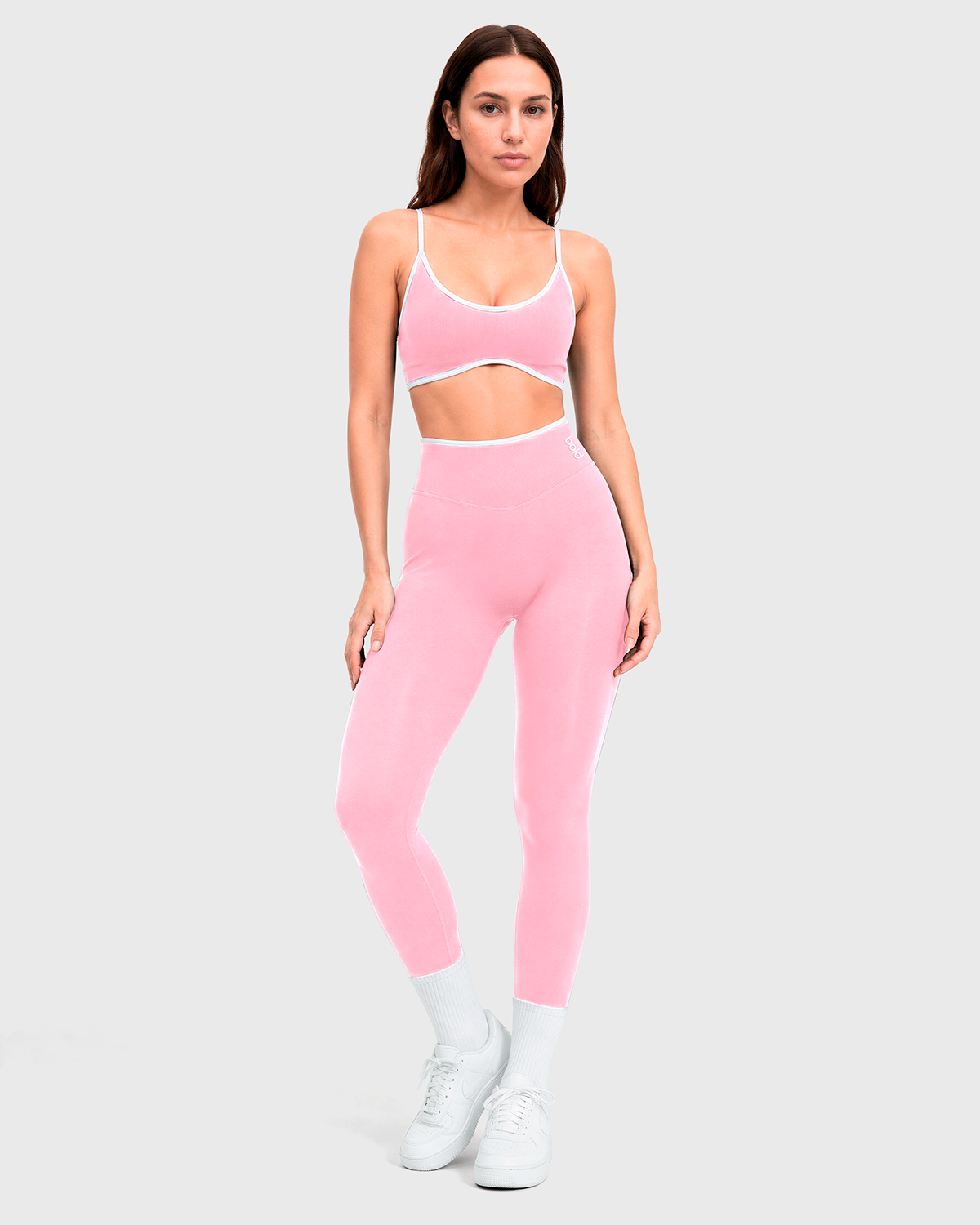 (Pink)