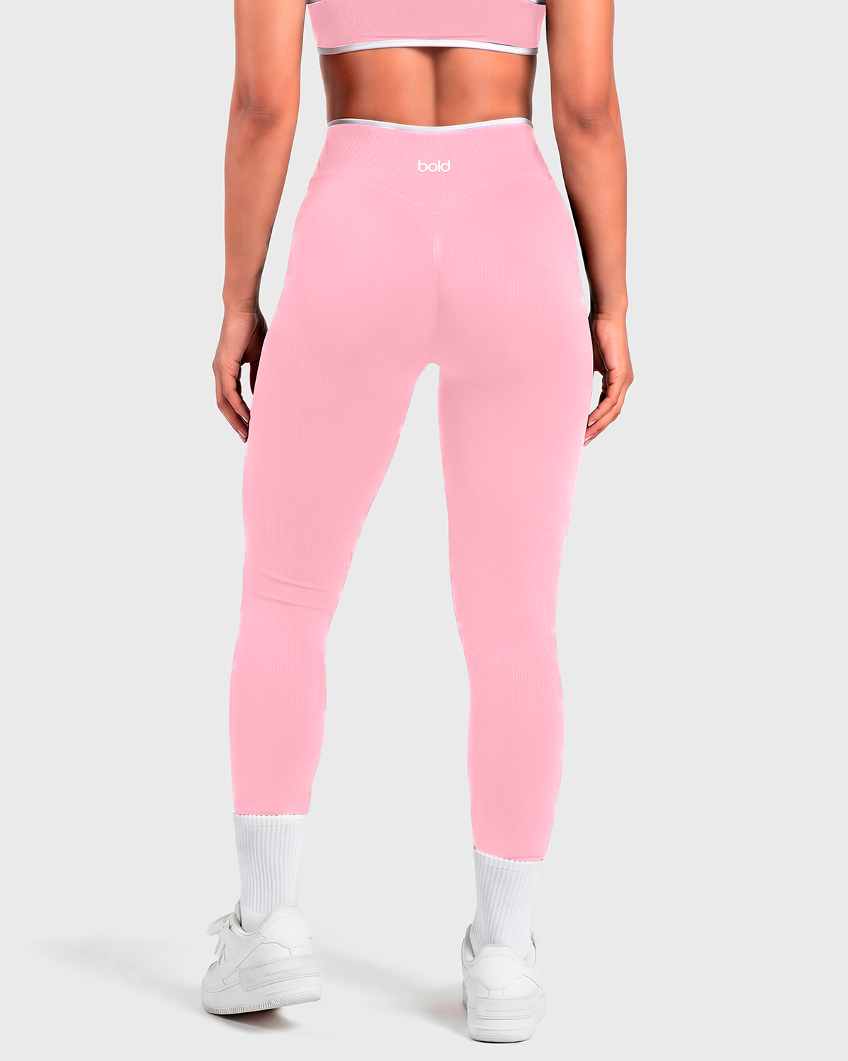 (Pink)