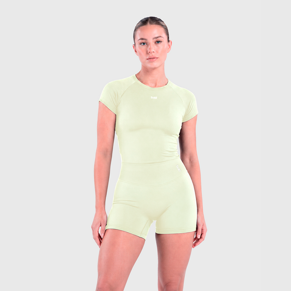 (Light Yellow)