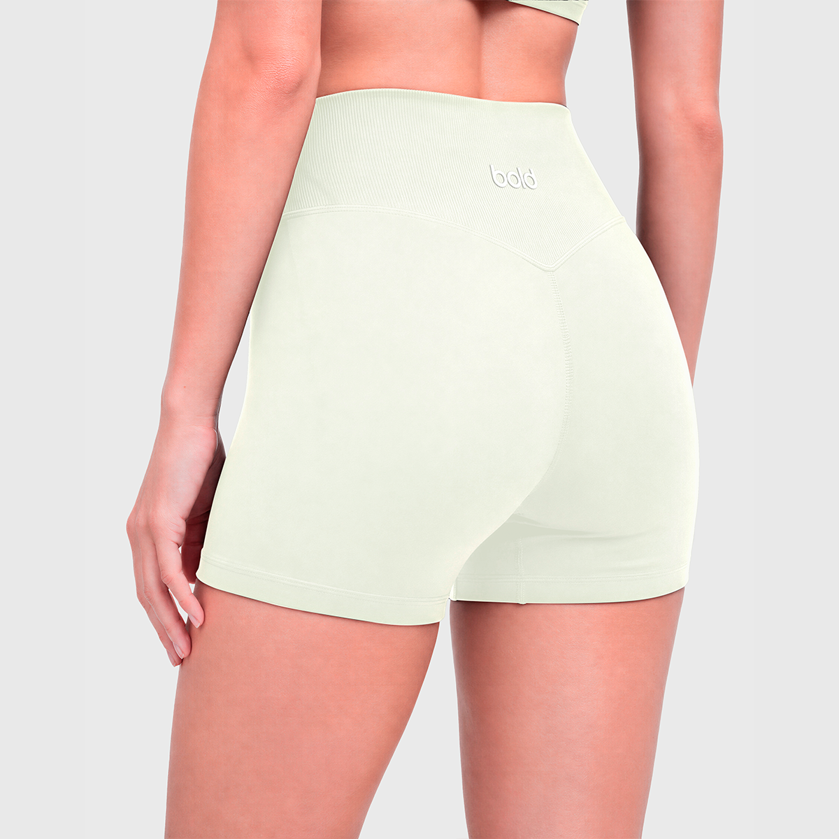 (Light Yellow)