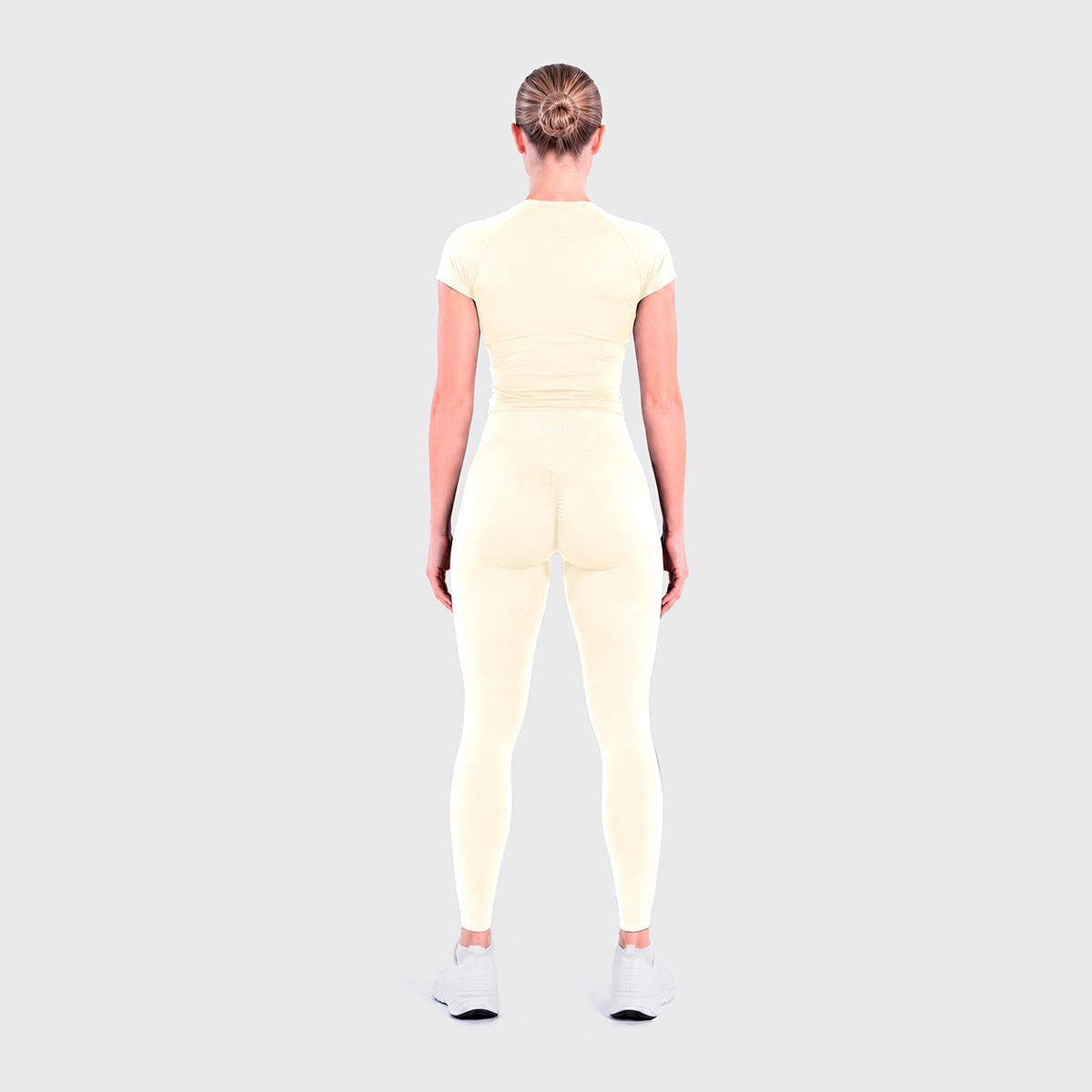 (Light Yellow)